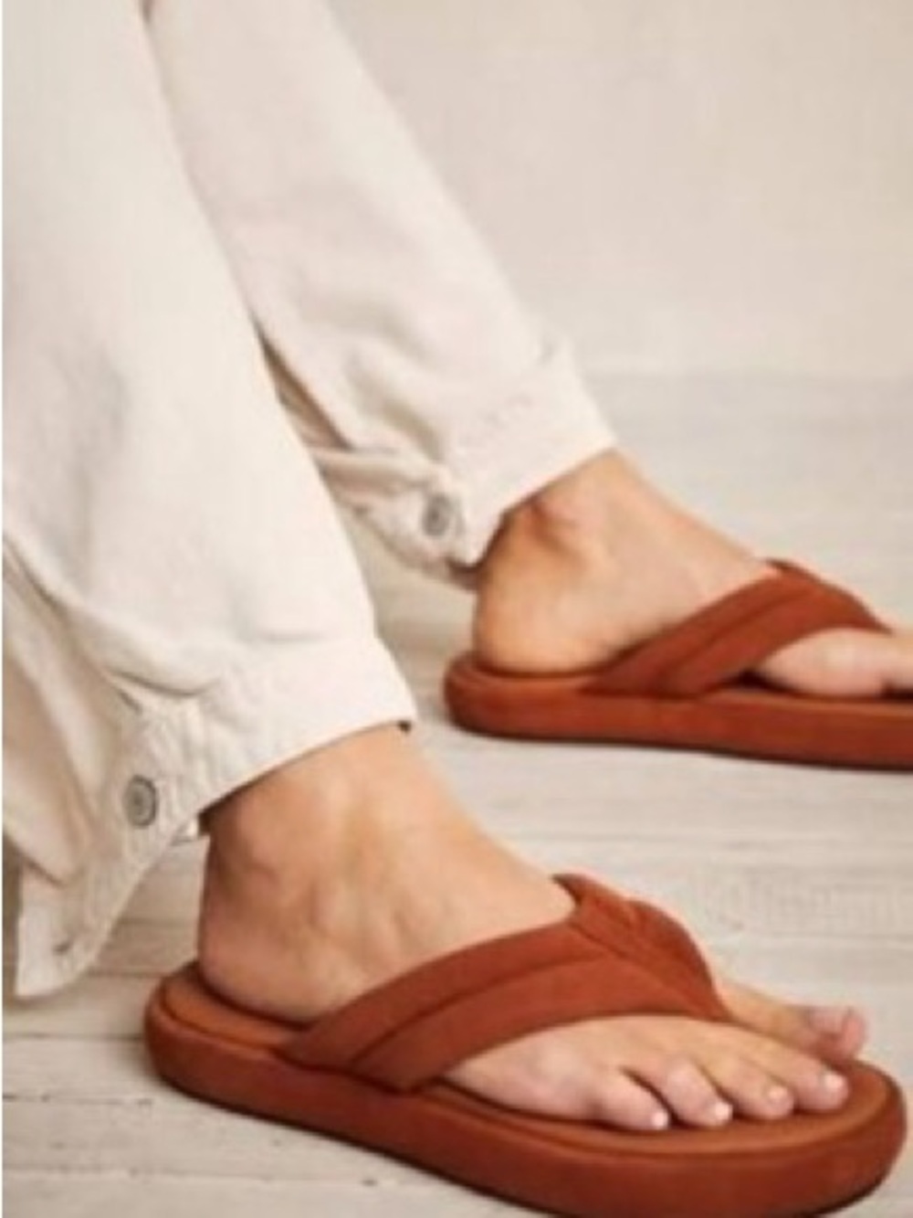 Free People Rust Brown Padded Thong Sandals